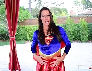 SofieMarieXXX/SuperGirlCosplayBJ